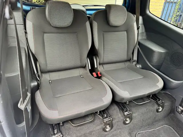 Renault Twingo view 11