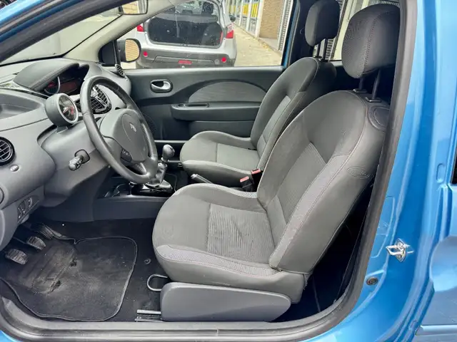 Renault Twingo view 10