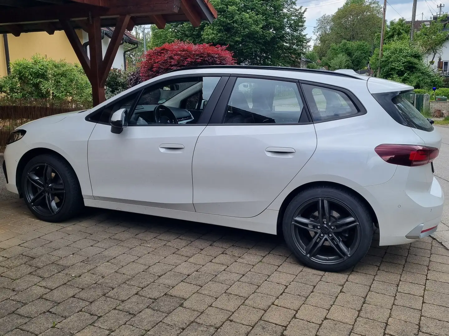 BMW 220 2er Active Tourer 220i Active Tourer Aut. Luxury L - 2