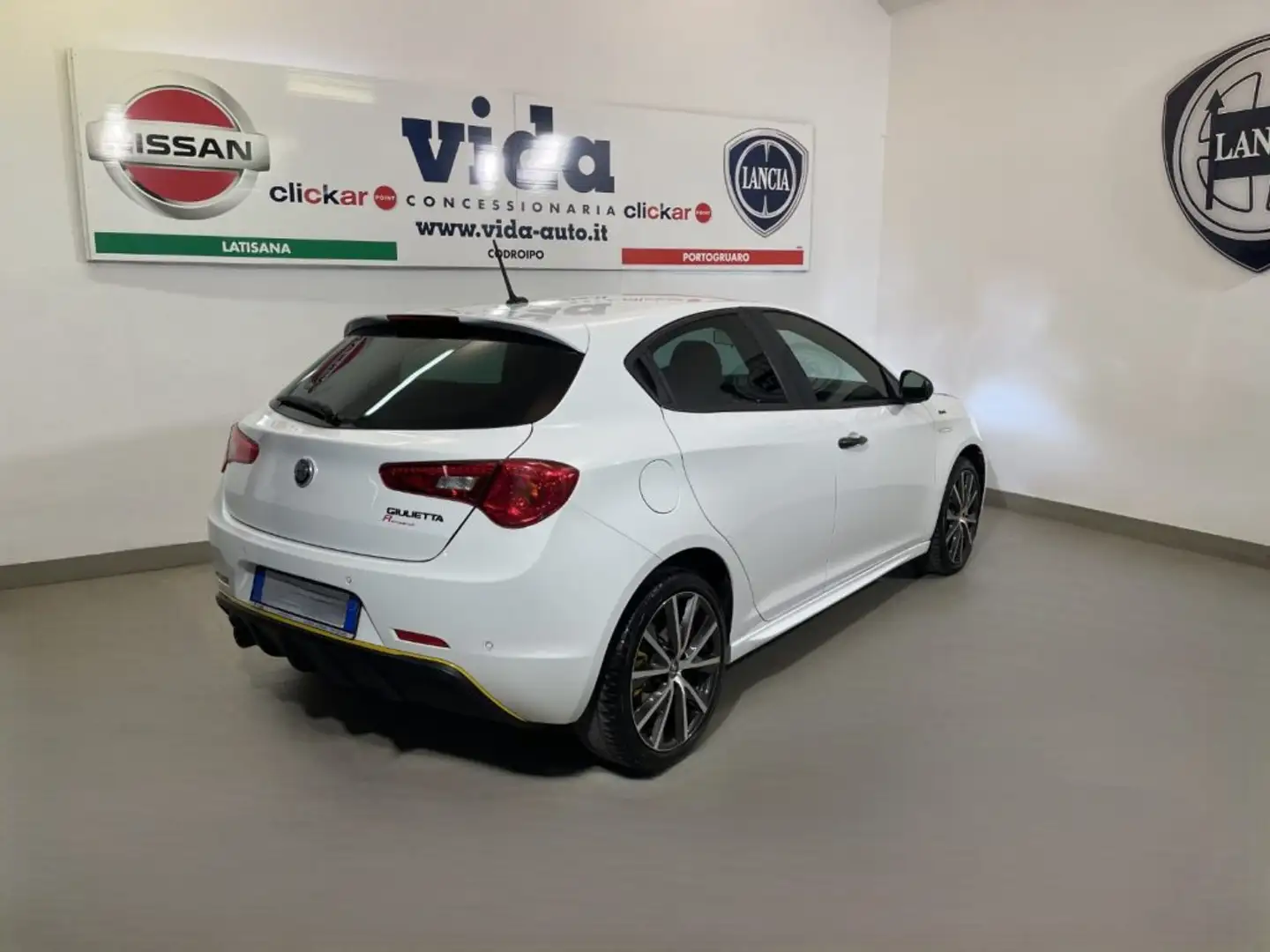 Alfa Romeo Giulietta 1.6 JTDm 120 CV Sprint Bianco - 2