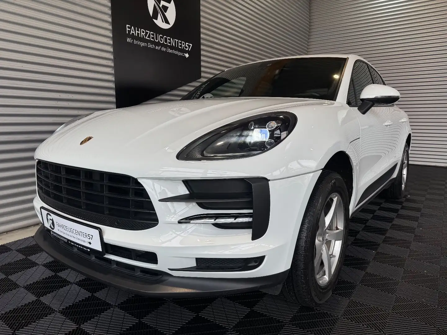 Porsche Macan 2.0L/CARPLAY/LED/RFK/ELEKTR. SITZE Blanc - 2