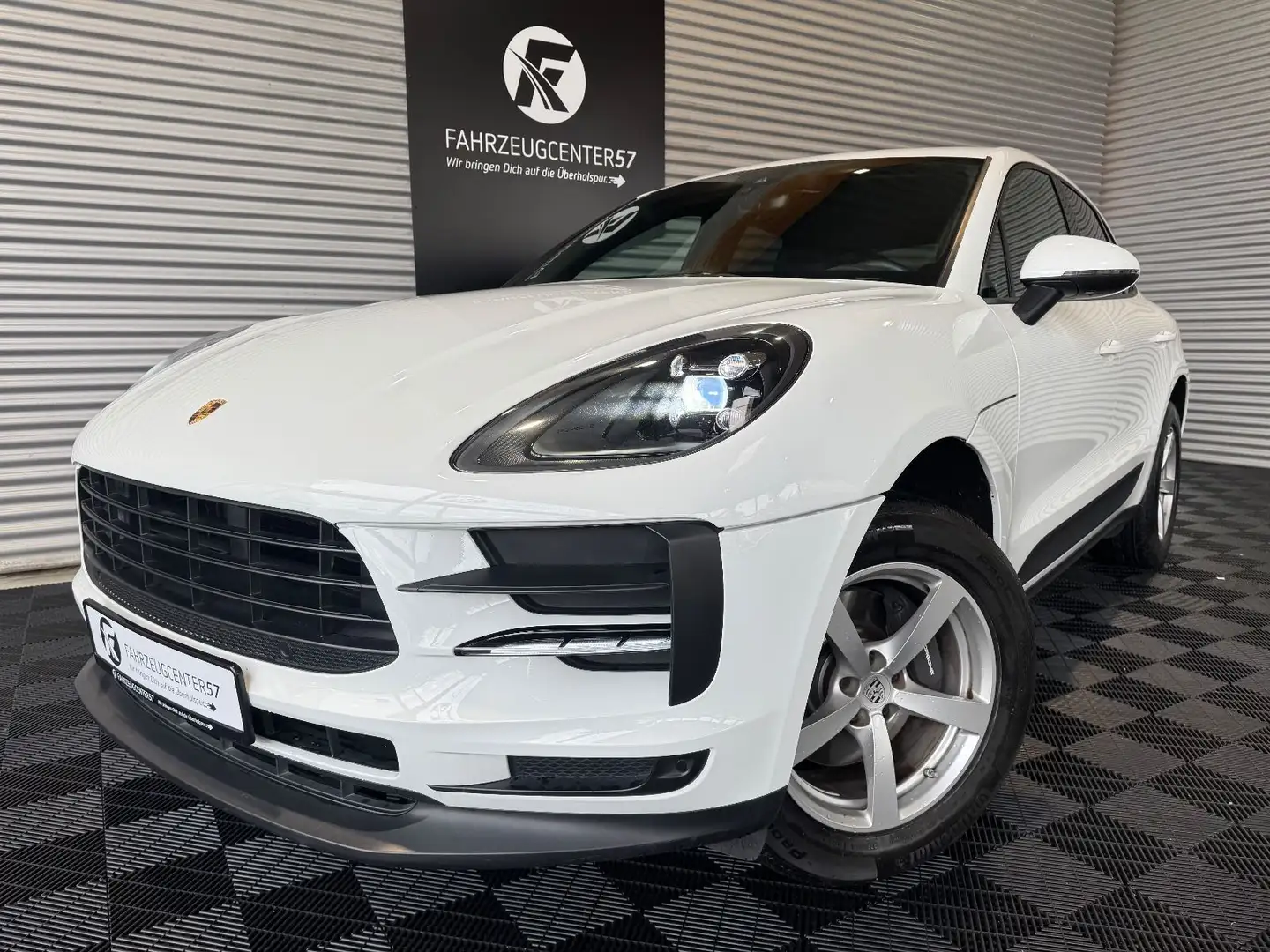 Porsche Macan 2.0L/CARPLAY/LED/RFK/ELEKTR. SITZE Blanc - 1