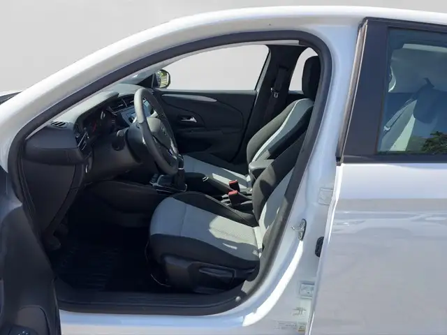 Opel Corsa view 8