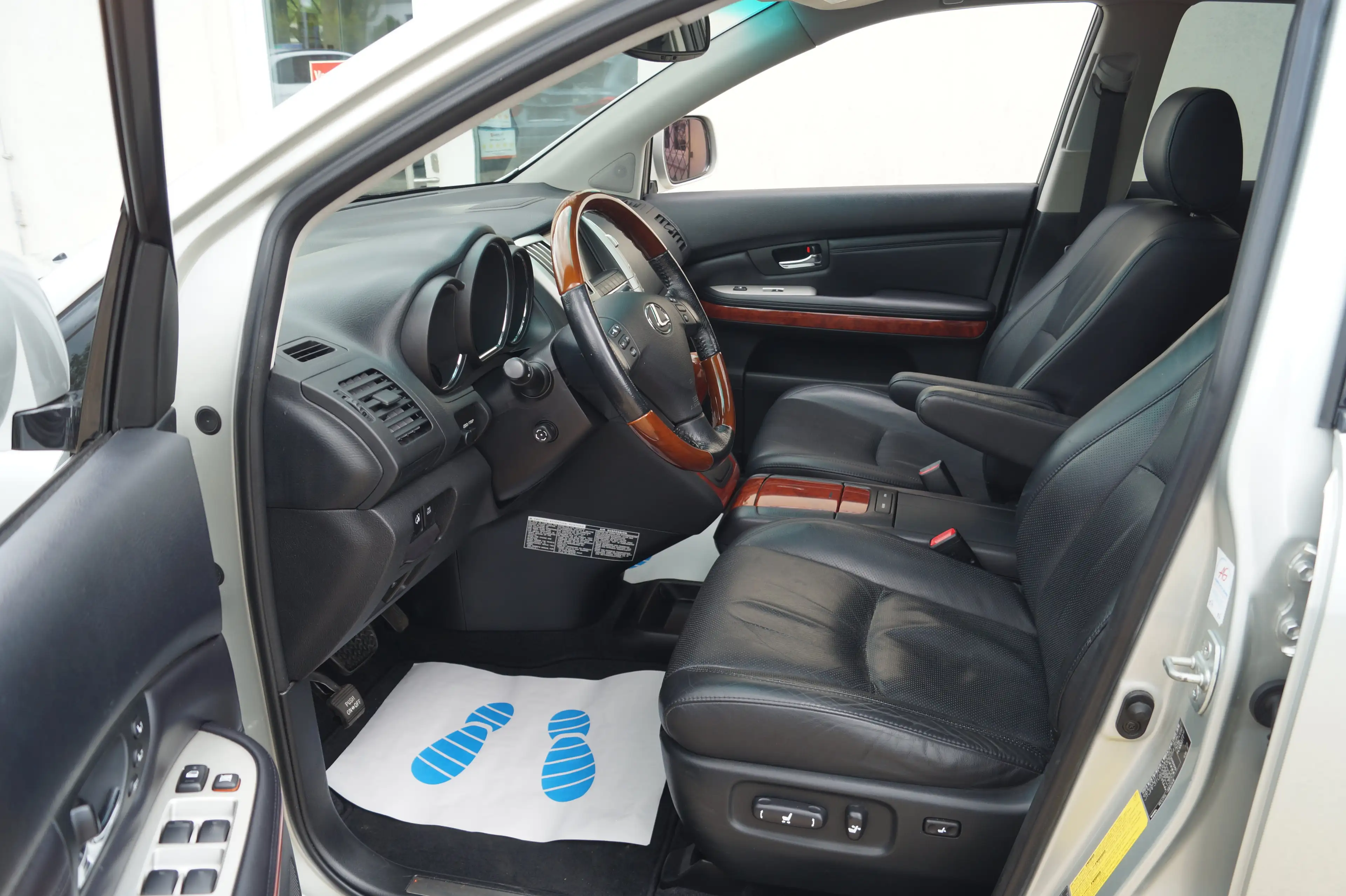 Lexus RX 300 Luxury Navi*Kamera*SHG*GSD* — photo 14