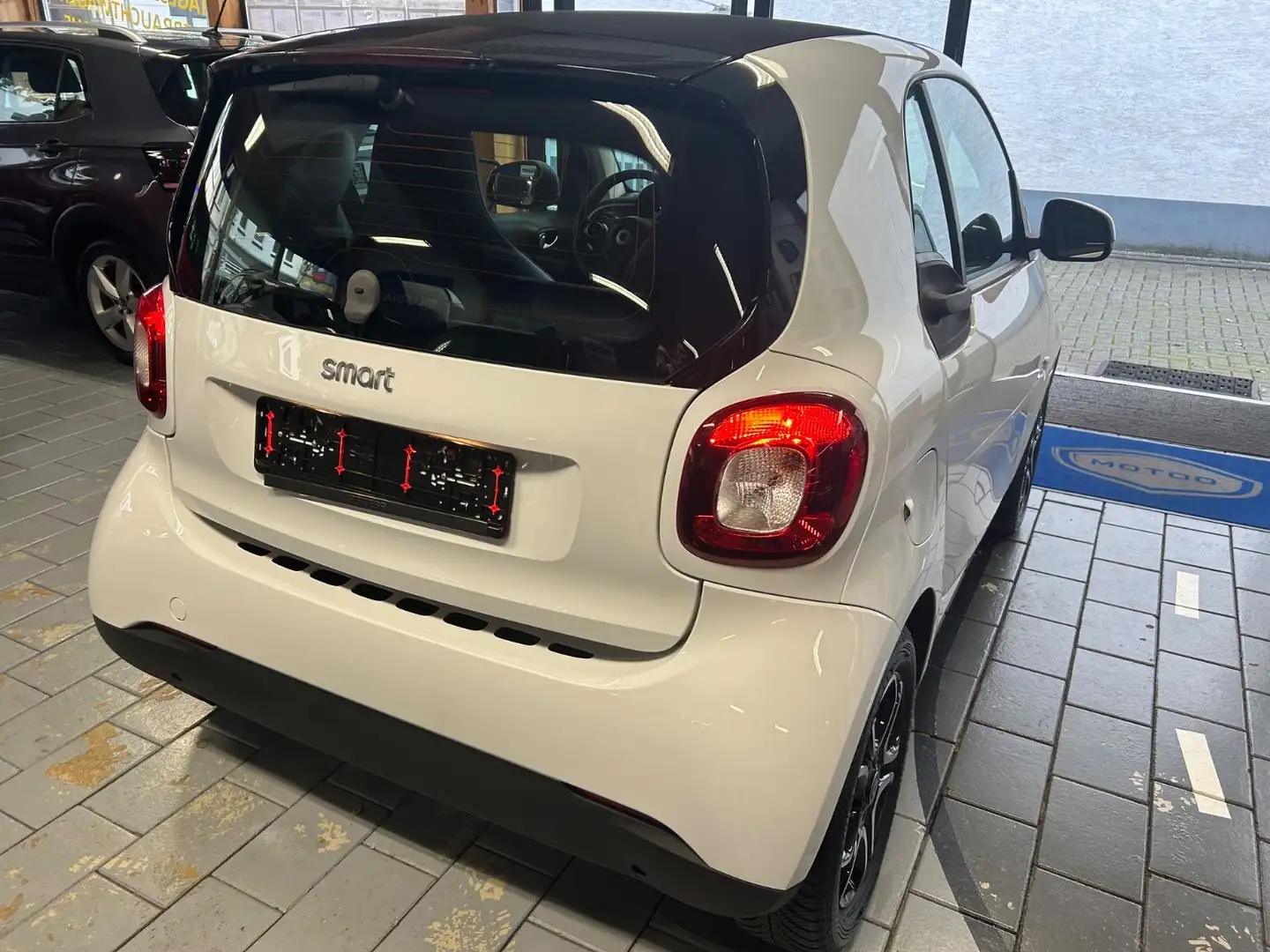 smart forTwo PRIME 52kw COOL/MEDIA/KOMFORT Paket Weiß - 2