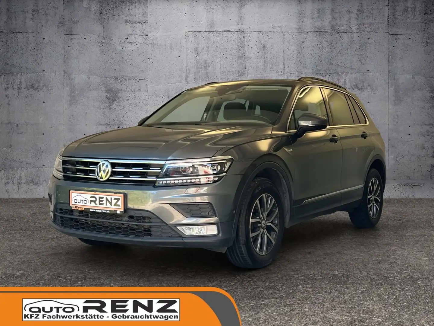 Volkswagen Tiguan Comfortline 4Motion Grau - 1