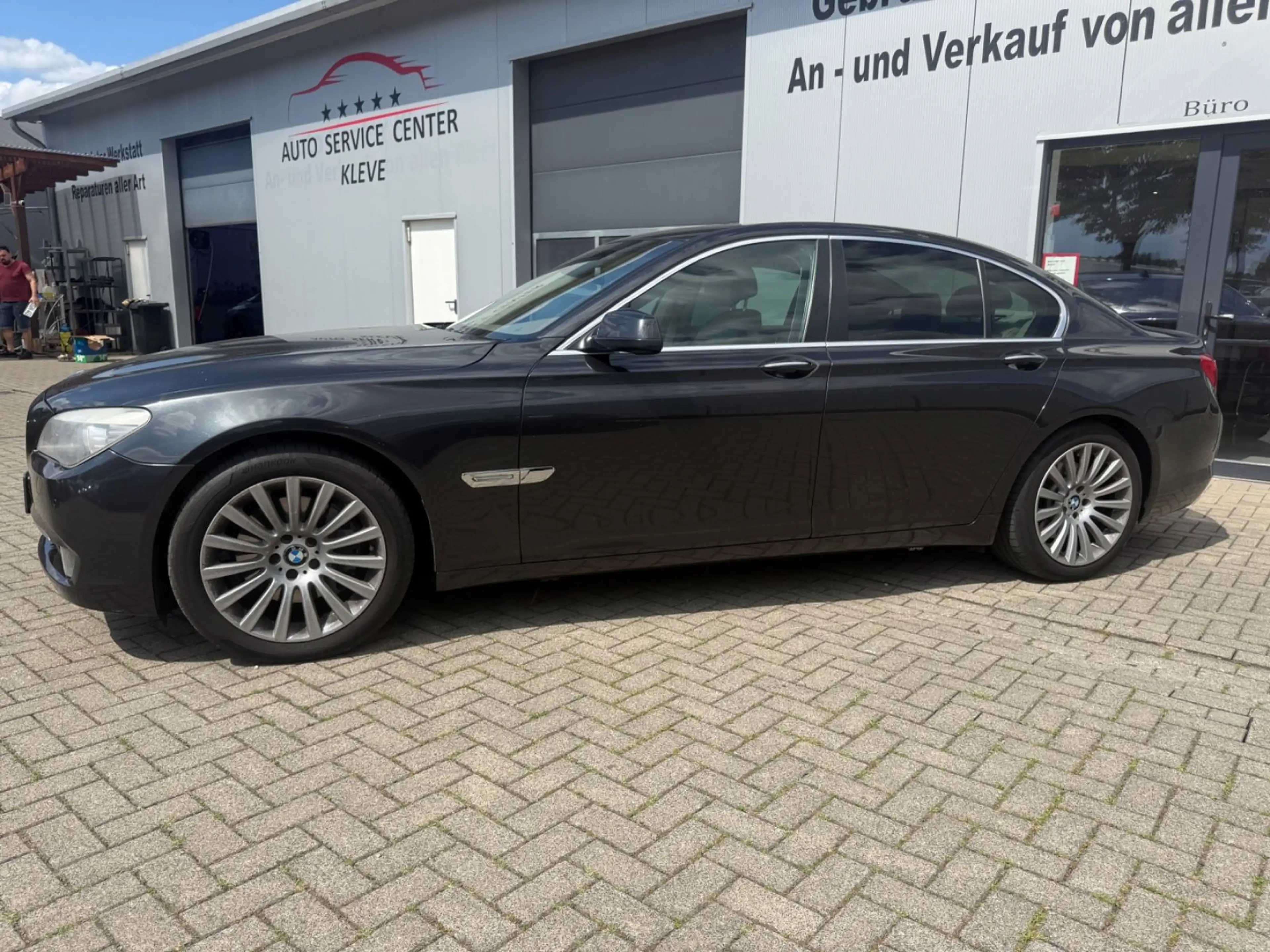 BMW 730 d*Leder*AUTOMATIK*RFK*NAVI — photo 3