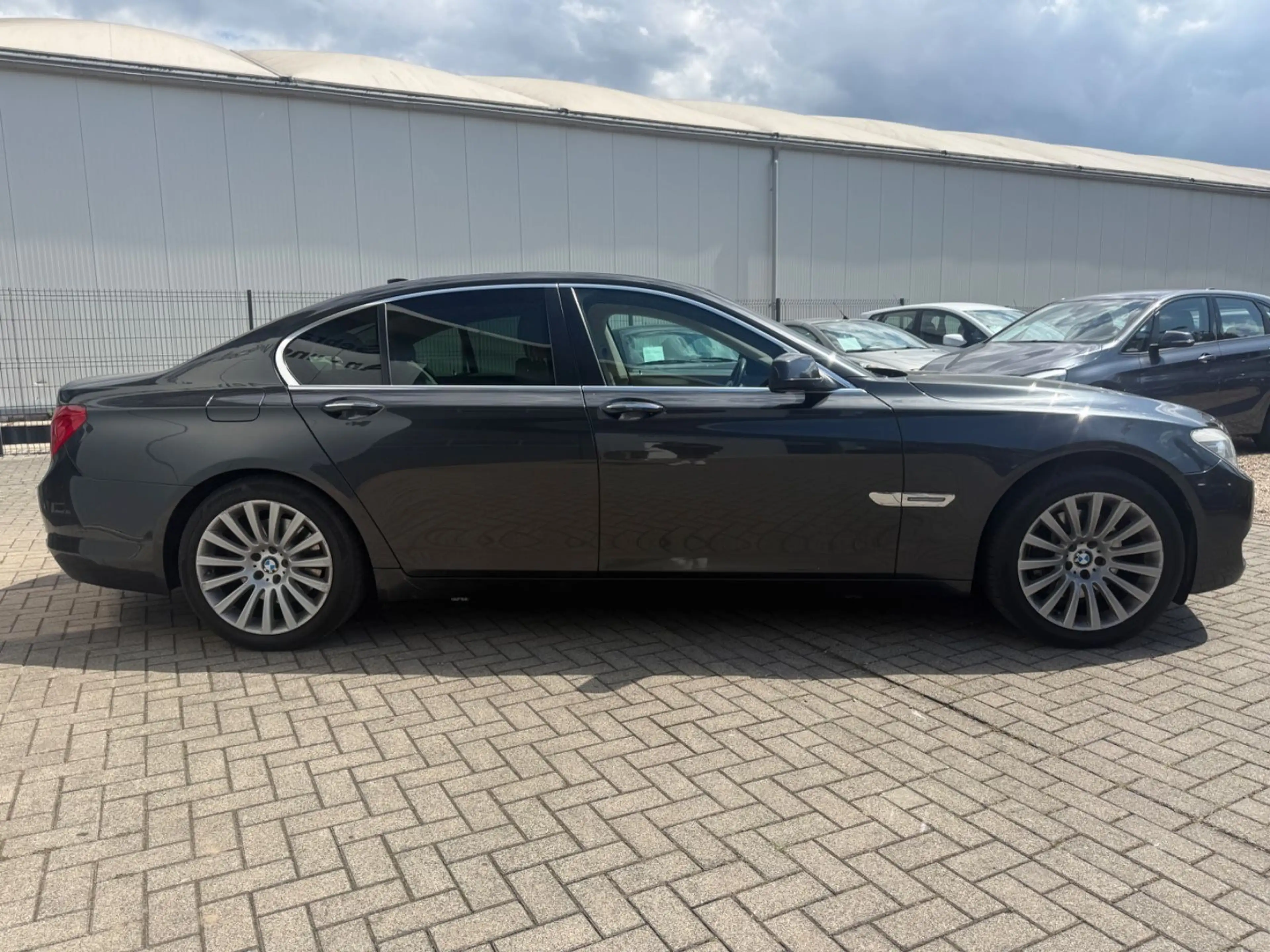 BMW 730 d*Leder*AUTOMATIK*RFK*NAVI — photo 4