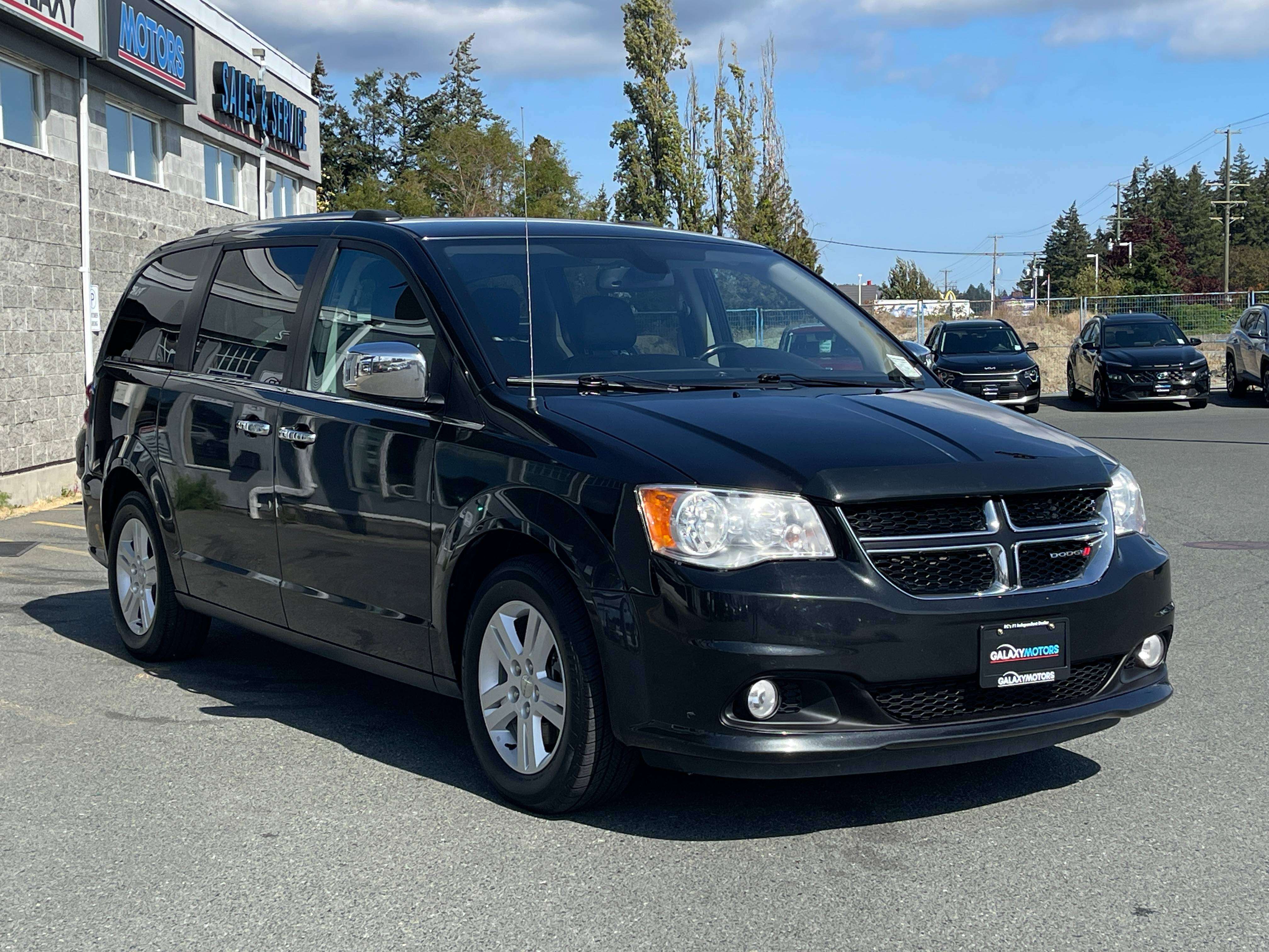 2020 Dodge Grand Caravan Crew - No Accidents & Remote Start System — снимка 1