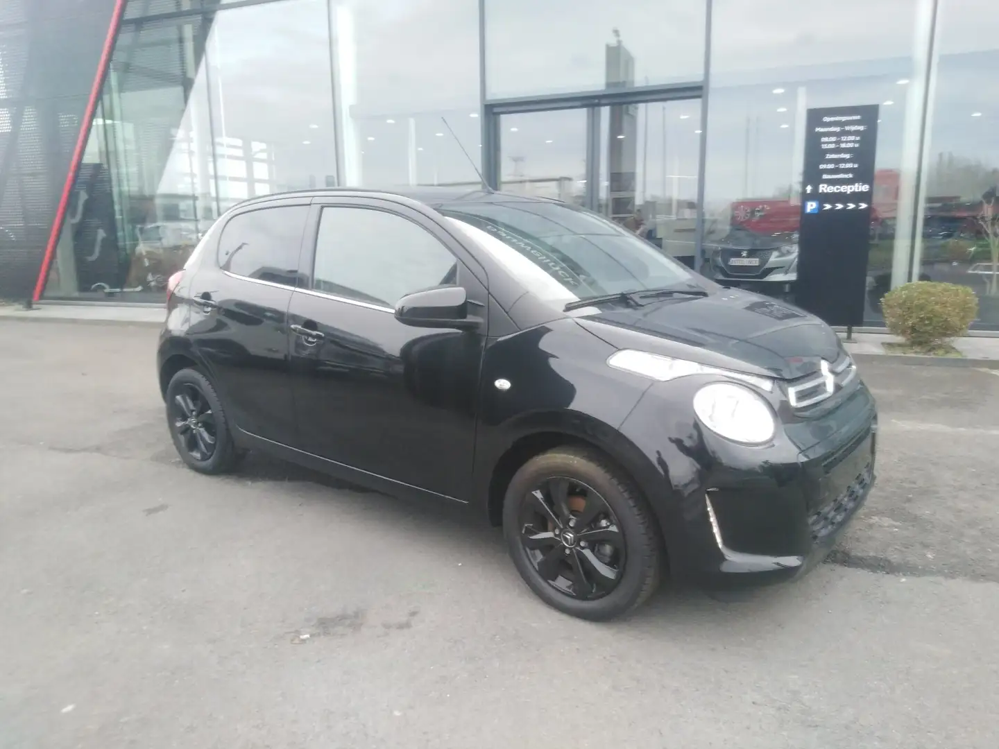 Citroen C1 1.0 VTi Shine S Noir - 2