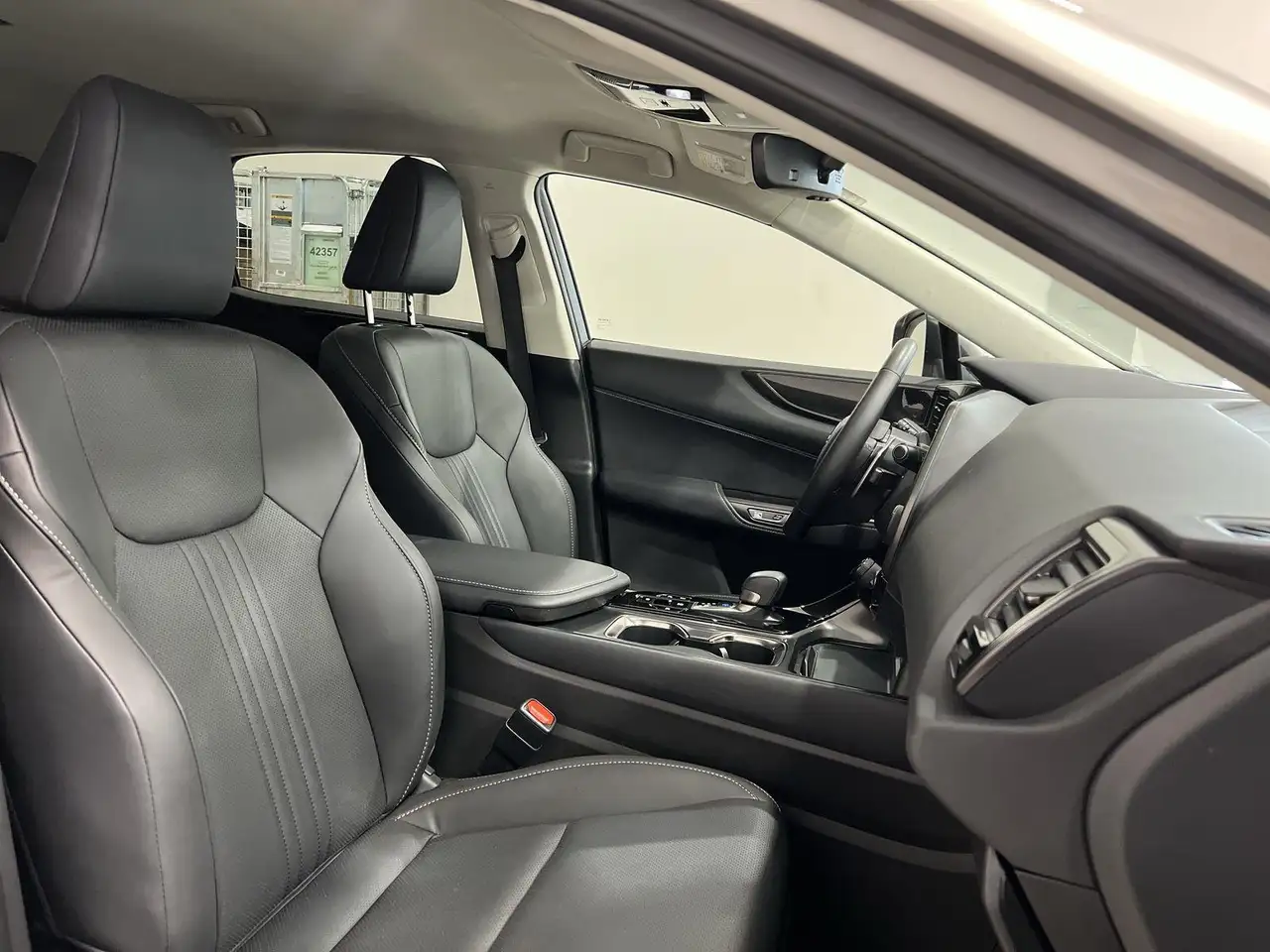 Lexus NX снимка Lexus NX