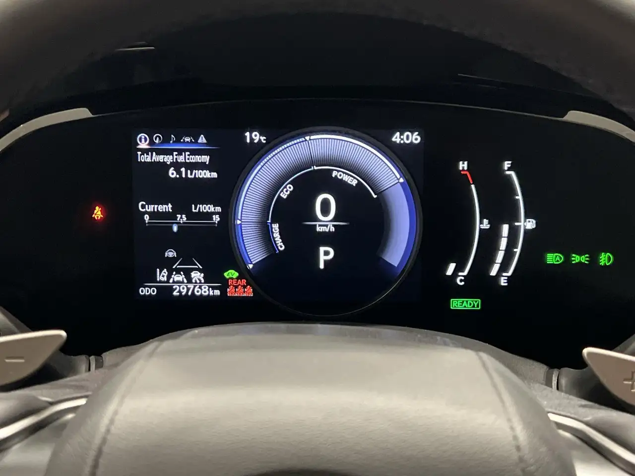 Lexus NX снимка Lexus NX