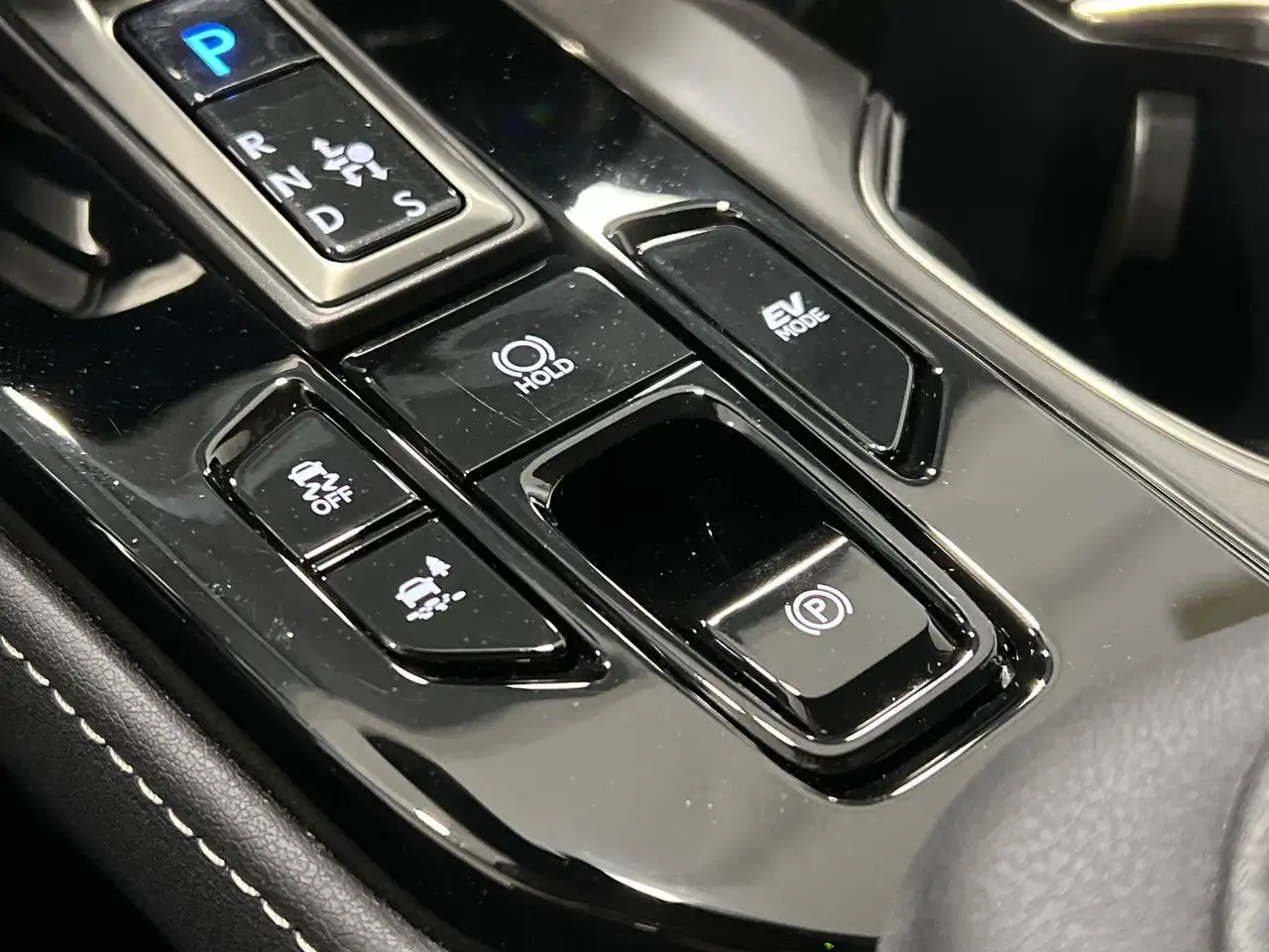 Lexus NX снимка Lexus NX