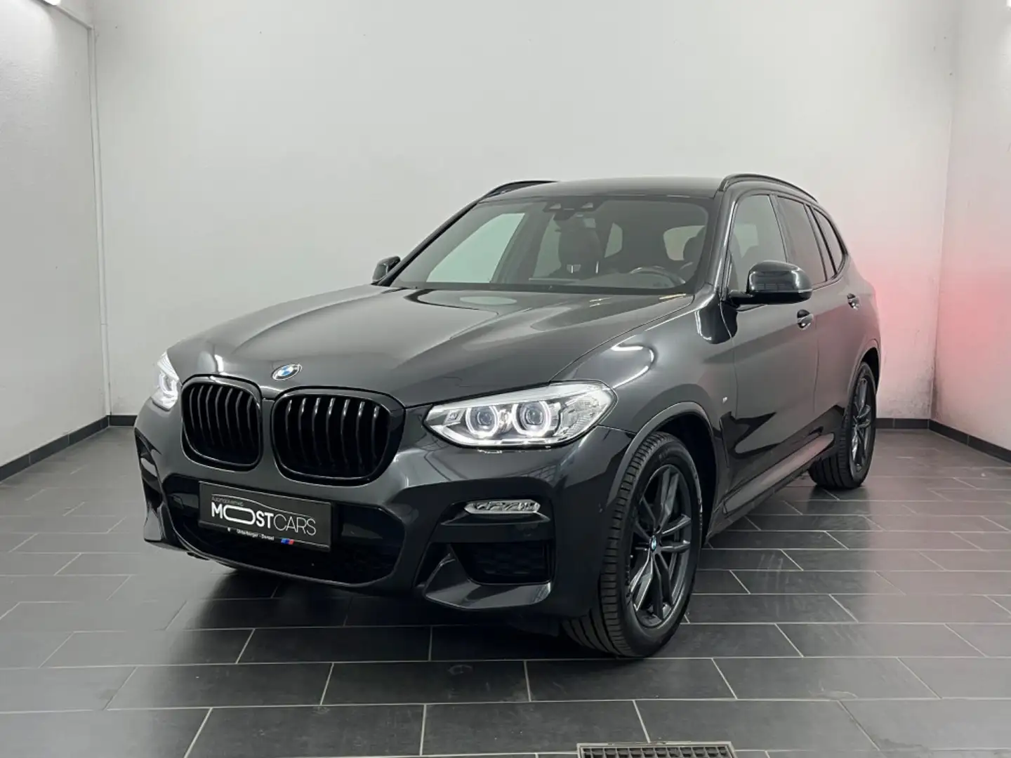 BMW X3 xDrive 20d Aut. ***M-Sport | LED | Standheizung*** Zilver - 1