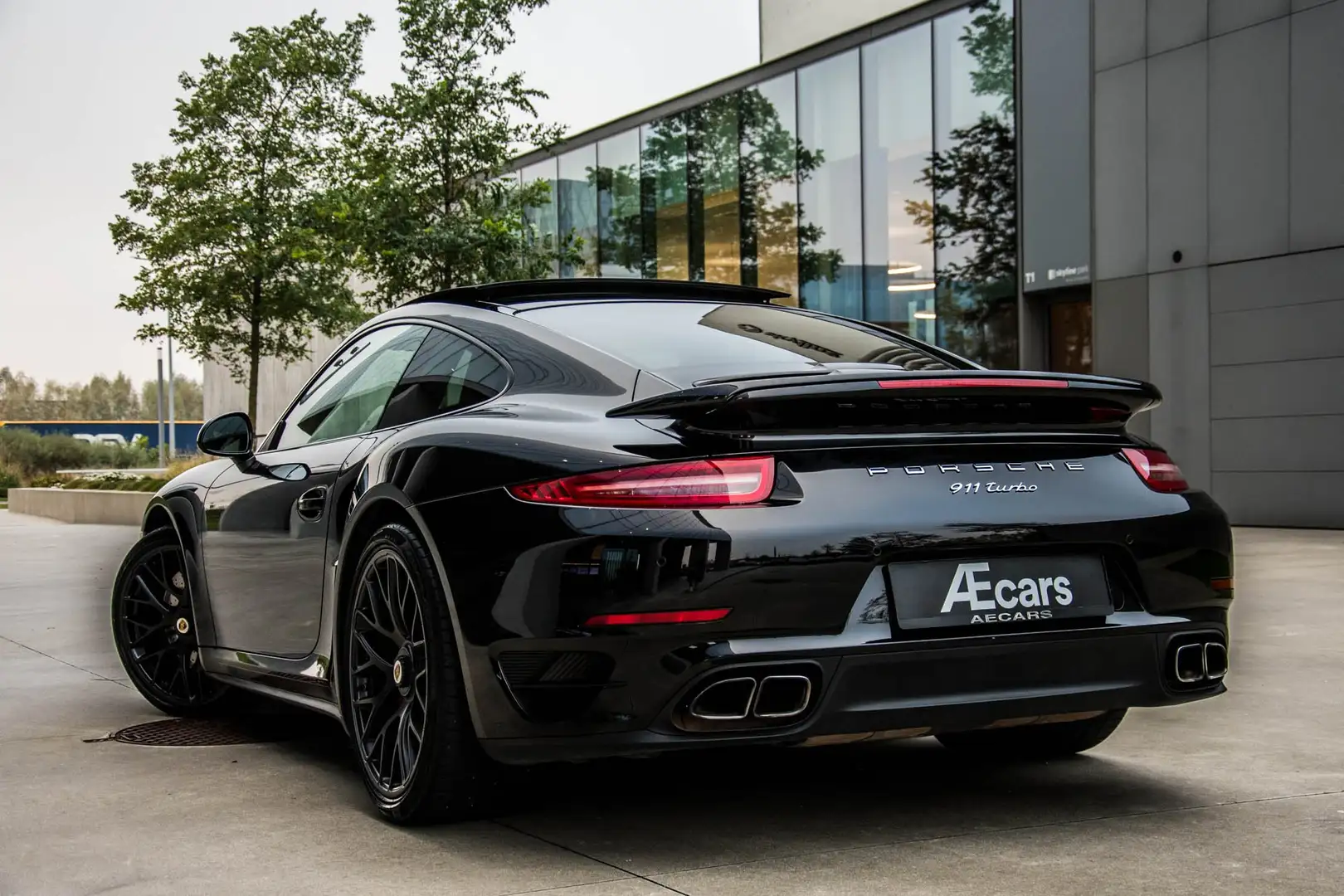 Porsche 991 911 TURBO *** PDK / PDLS+/ SPORT CHRONO / PANO *** Noir - 1