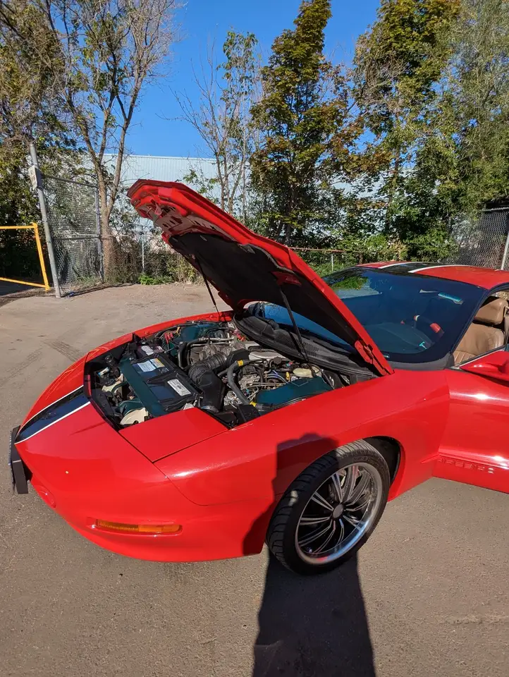 Pontiac Firebird снимка Pontiac Firebird