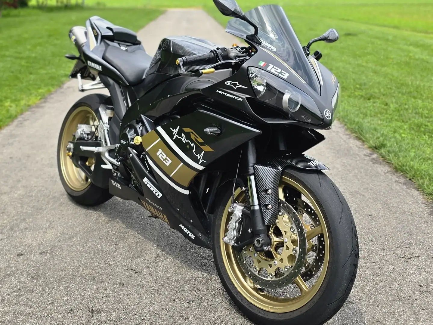 Yamaha YZF-R1 Czarny - 1