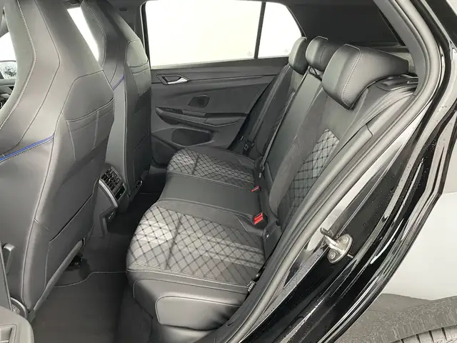 Volkswagen Golf view 11