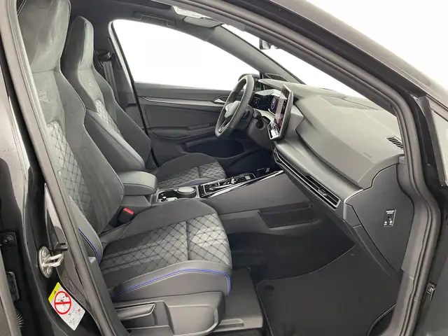 Volkswagen Golf view 10