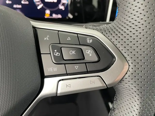 Volkswagen Golf view 15
