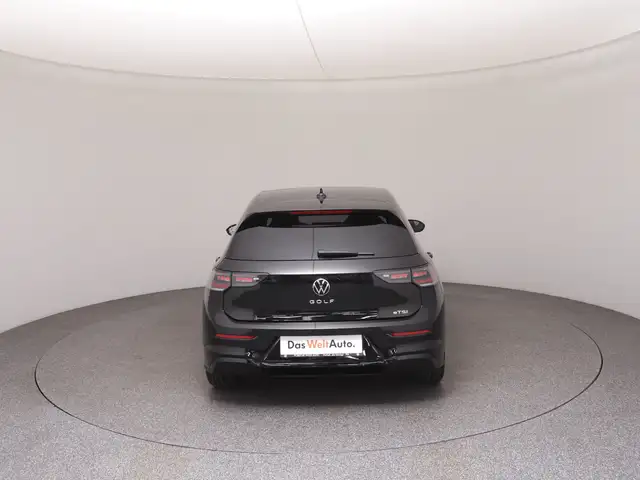 Volkswagen Golf view 6