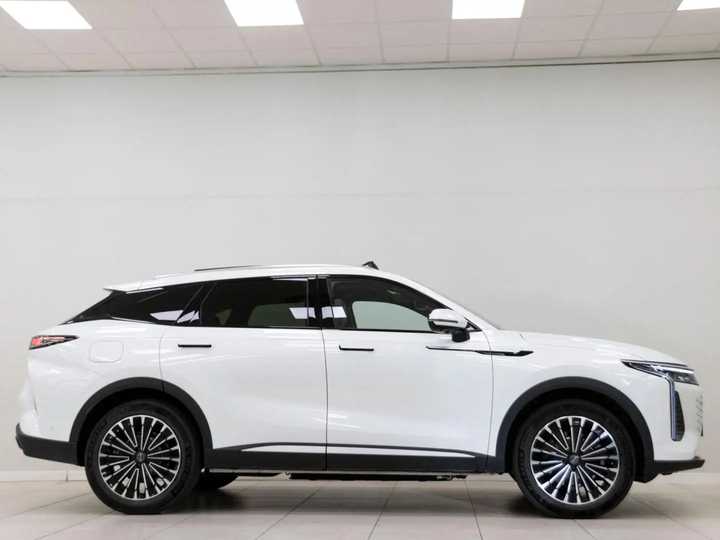 Omoda 9 SHS Premium 1.5 TGDI 35kW AWD Blanco - 2