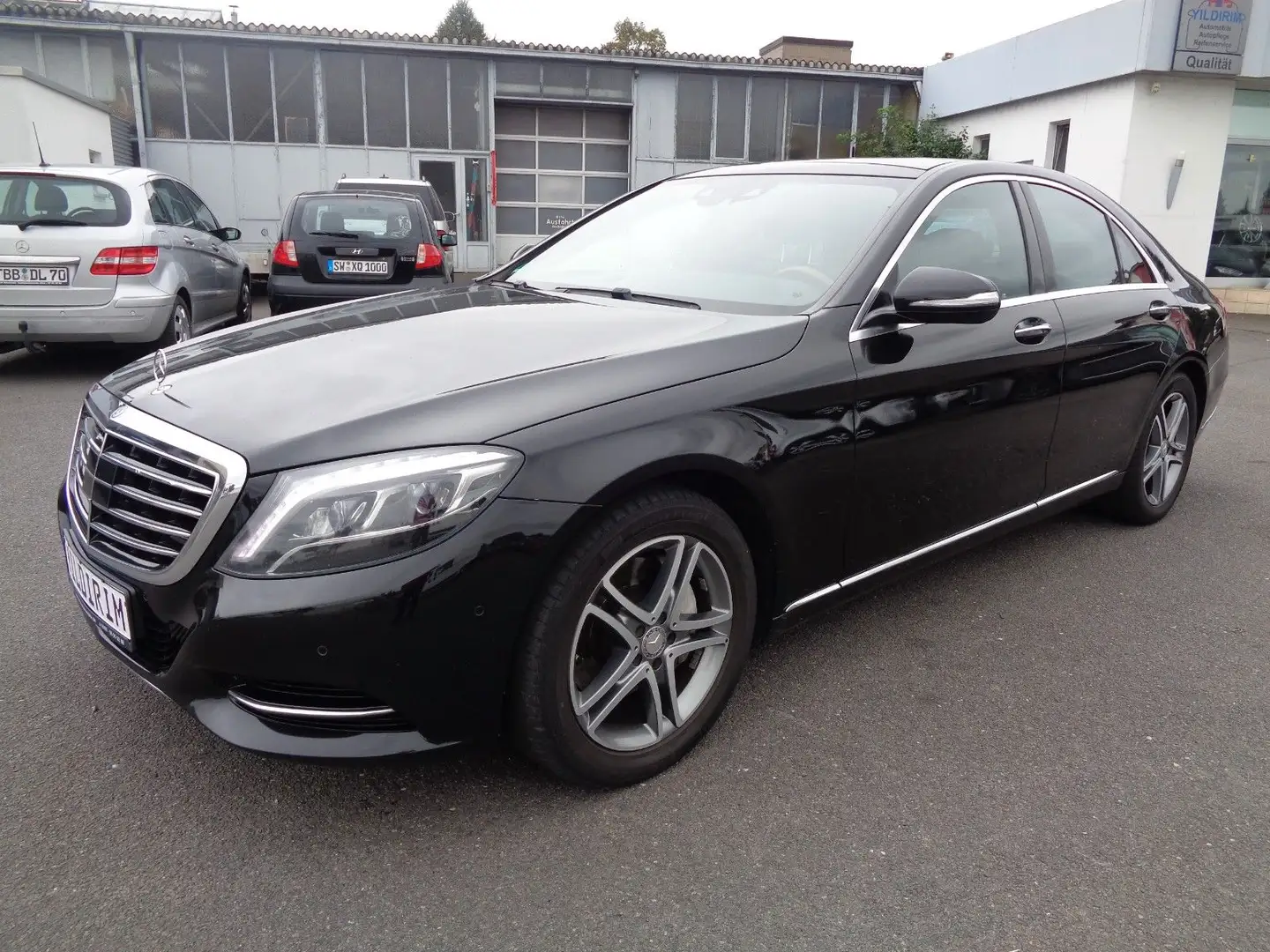 Mercedes-Benz S 350 S -Klasse Lim. S 350 BlueTec / d Noir - 1