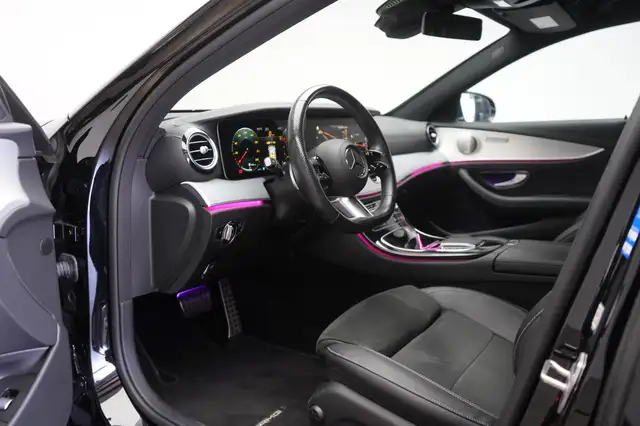 Mercedes-Benz E-Class view 12