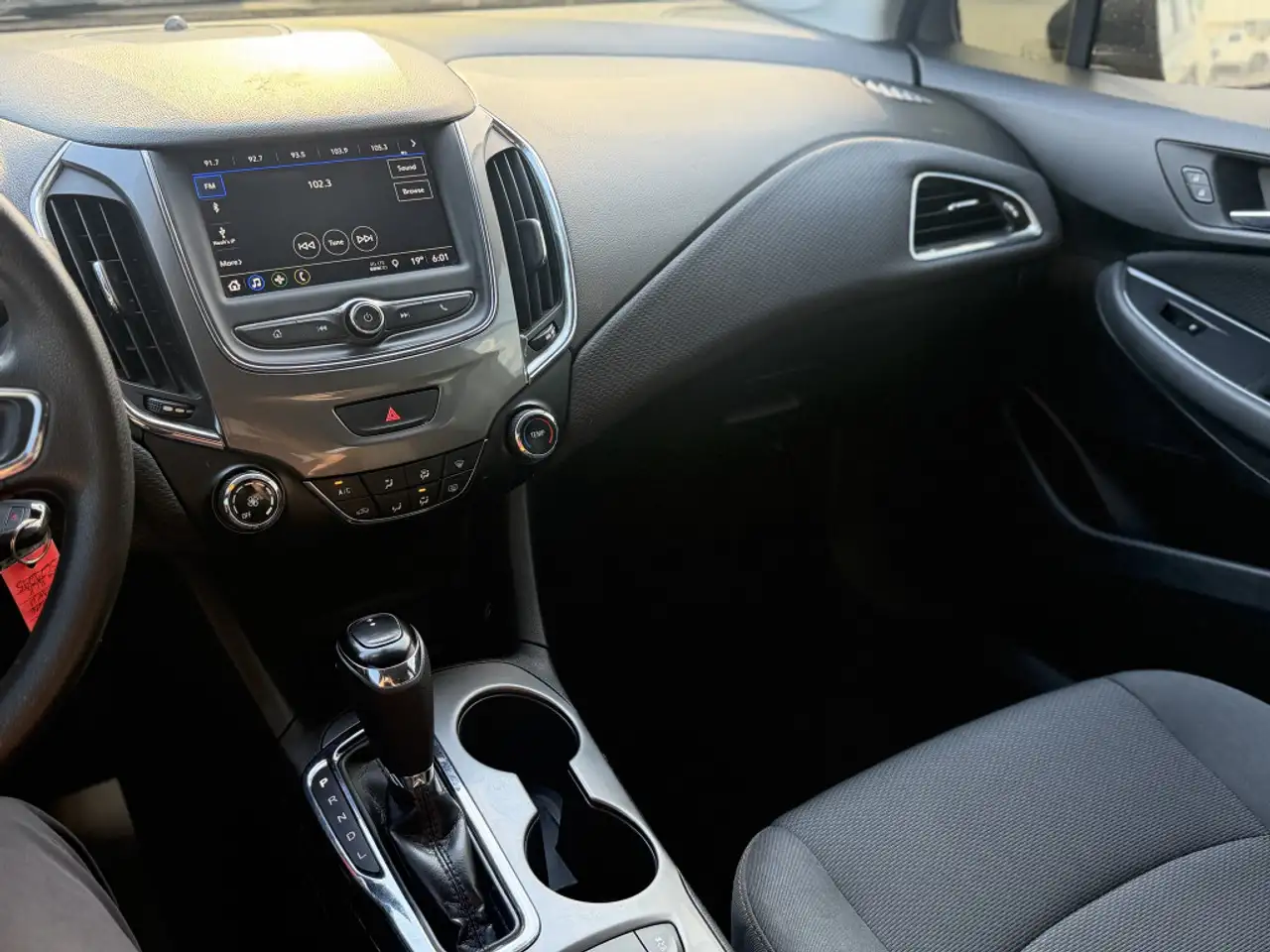 Chevrolet Cruze снимка Chevrolet Cruze