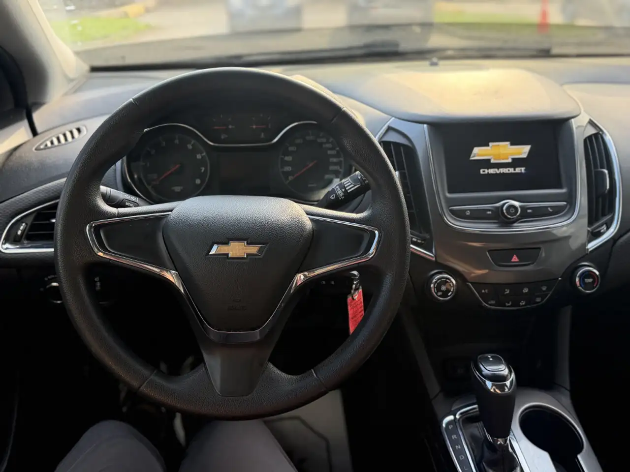 Chevrolet Cruze снимка Chevrolet Cruze