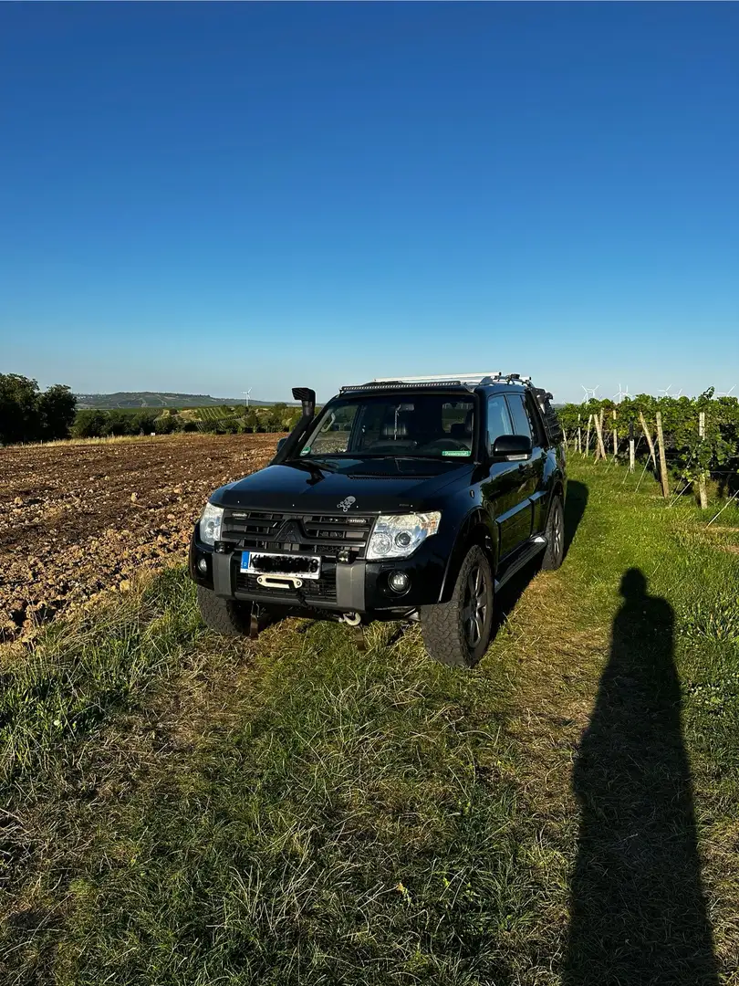 Mitsubishi Pajero 3.2 DI-D Automatik Instyle - 1