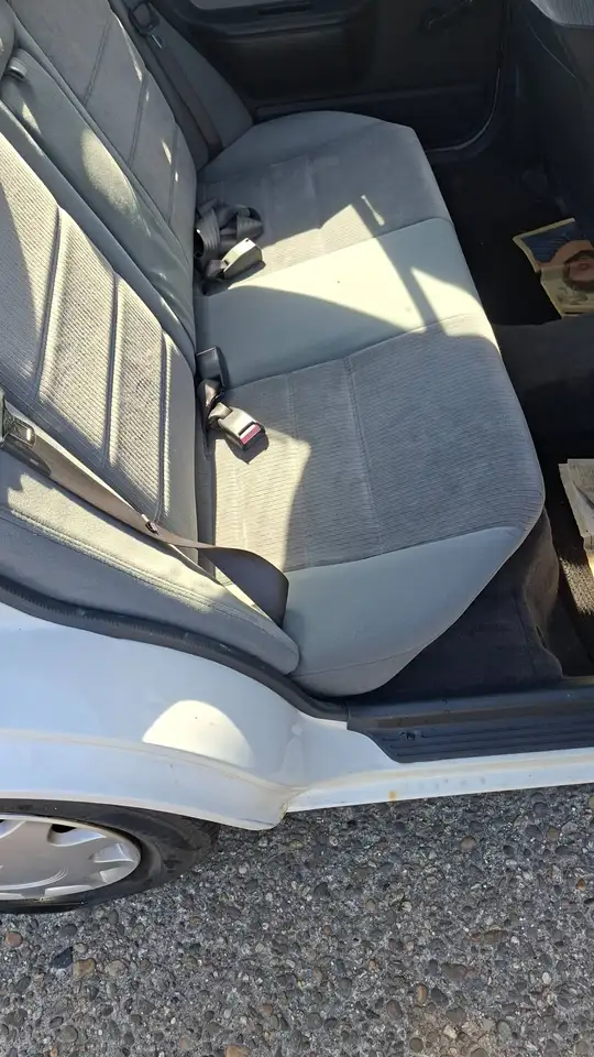 Mazda 323 1.6i GLX, foto 6