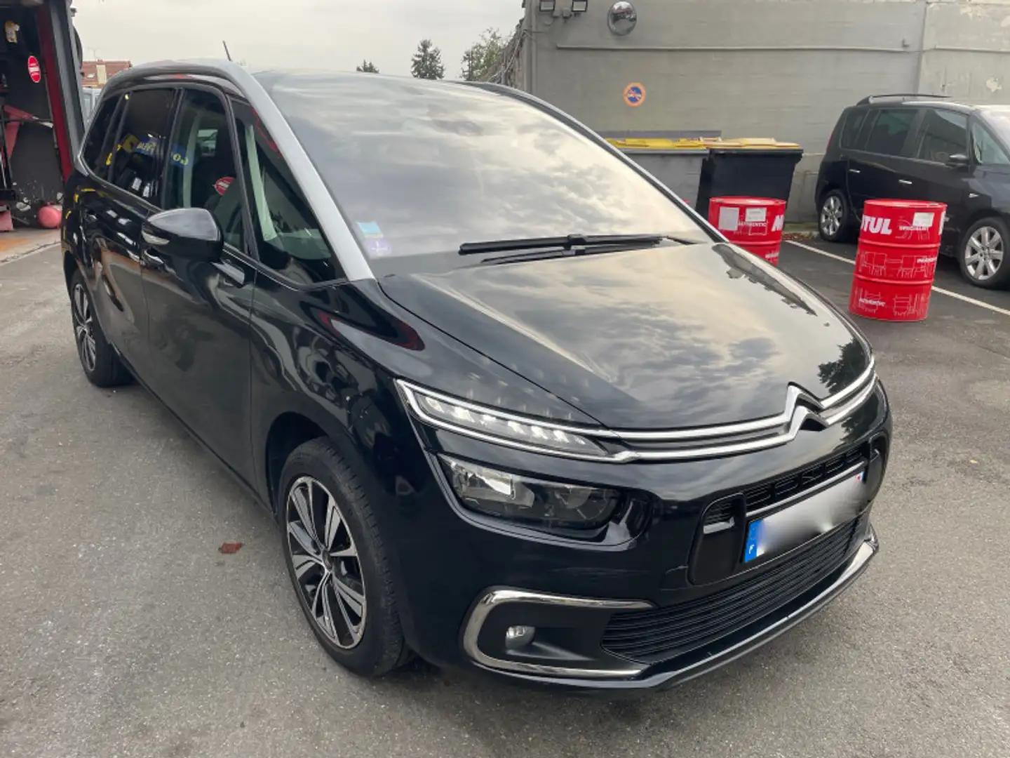 Citroen Grand C4 SpaceTourer PURETECH 130CH S\u0026S FEEL Noir - 2