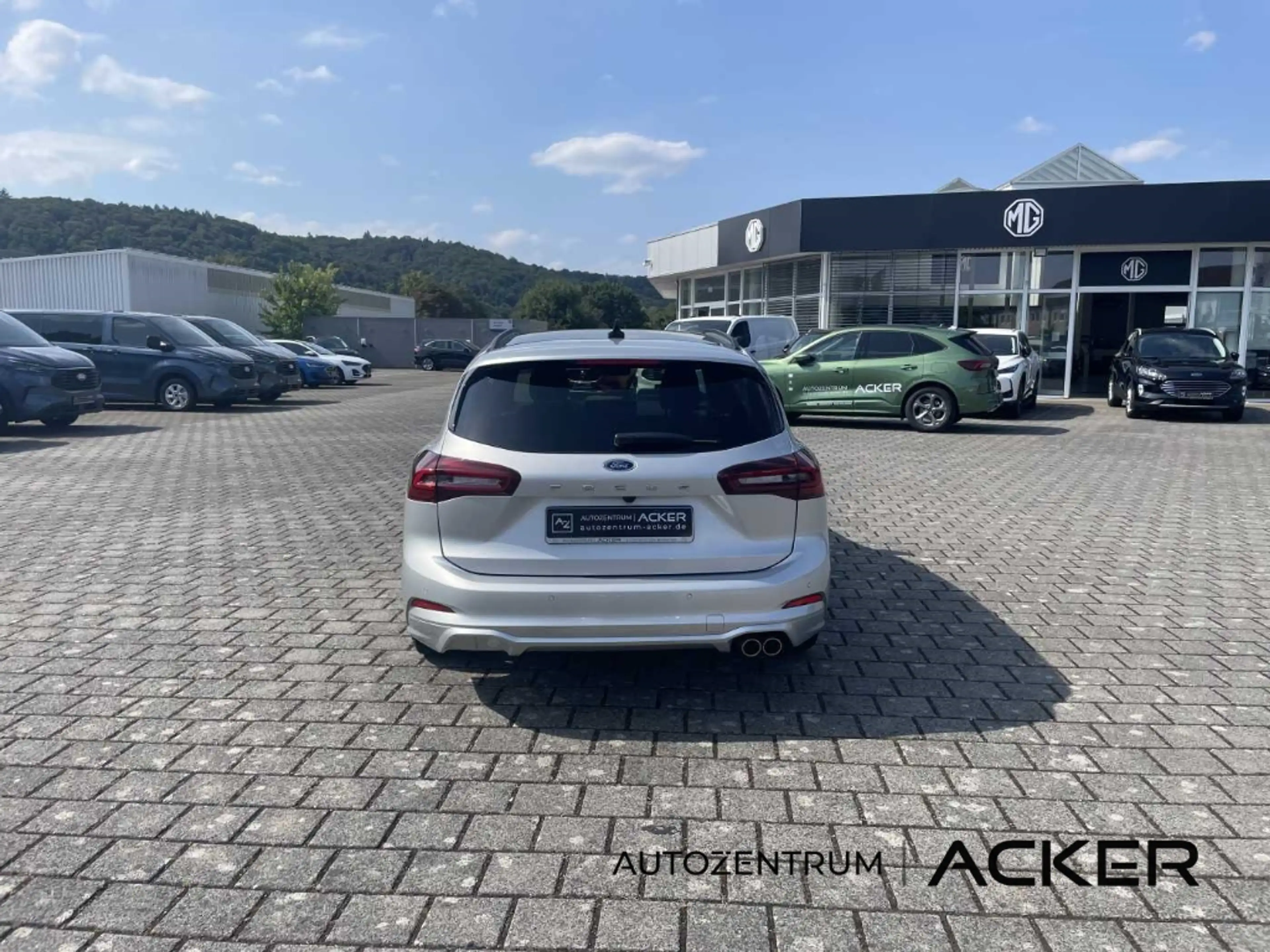 Ford Focus ST-Line X Turnier AT7 PANO aAHK -45%* — photo 13