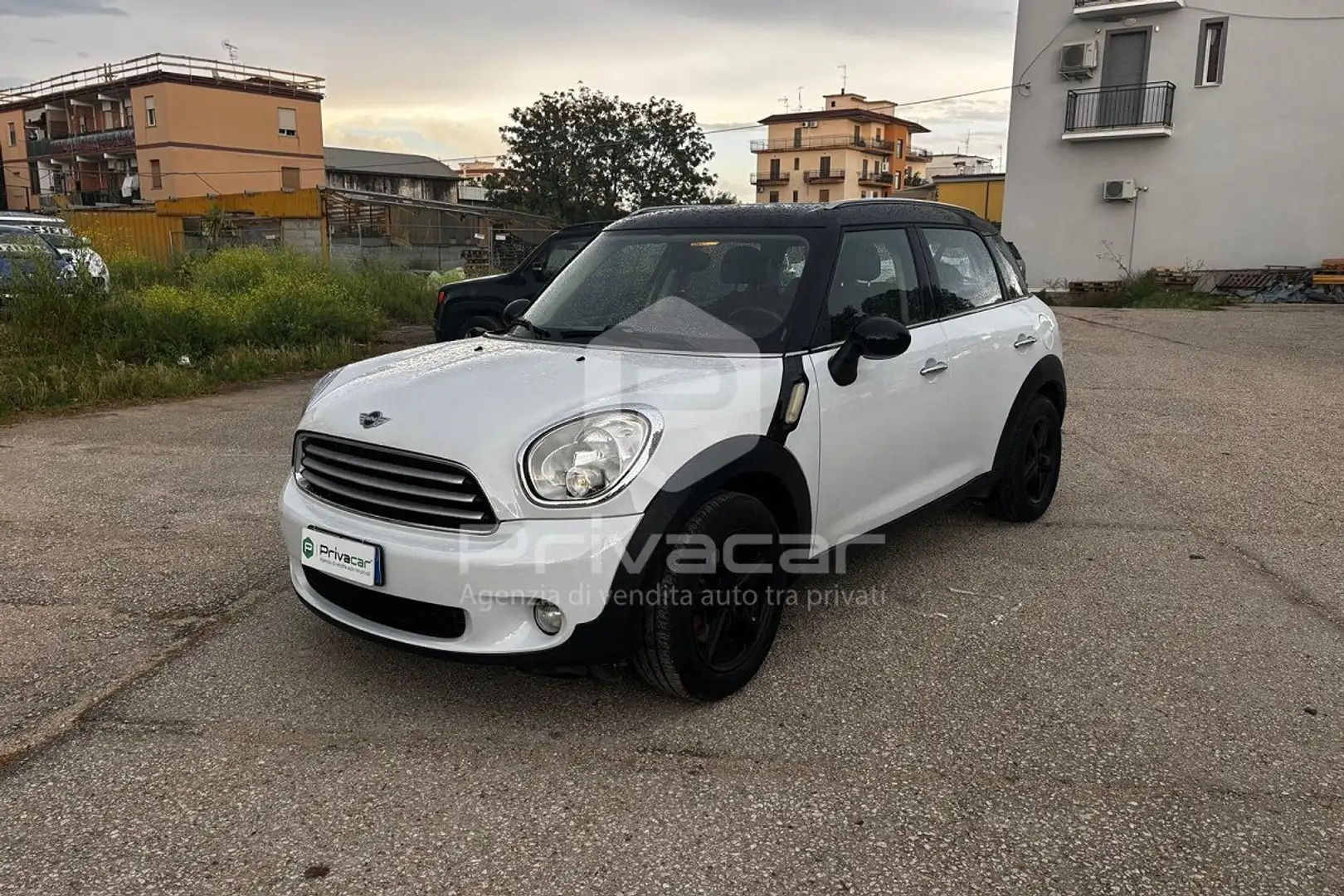 MINI Cooper D Countryman Mini 1.6 Cooper D Countryman ALL4 Weiß - 1