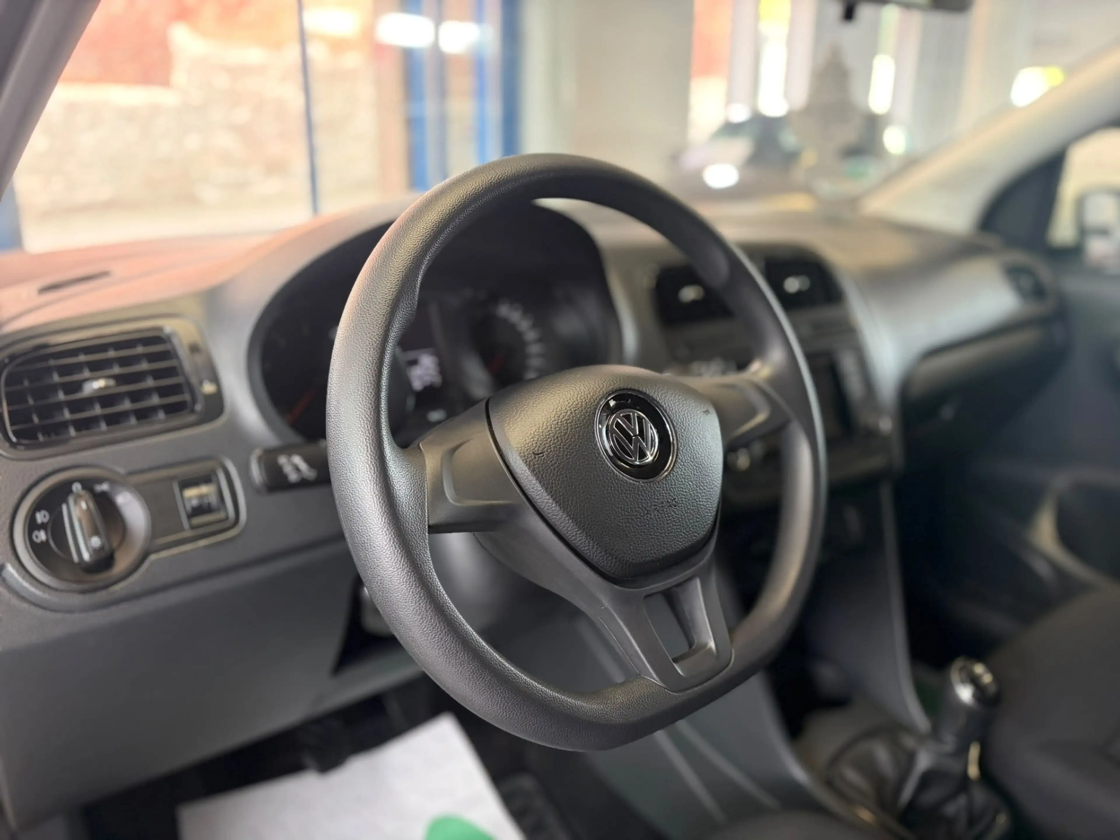 Volkswagen Polo 5 PORTES AIRCO GARANTIE — photo 10