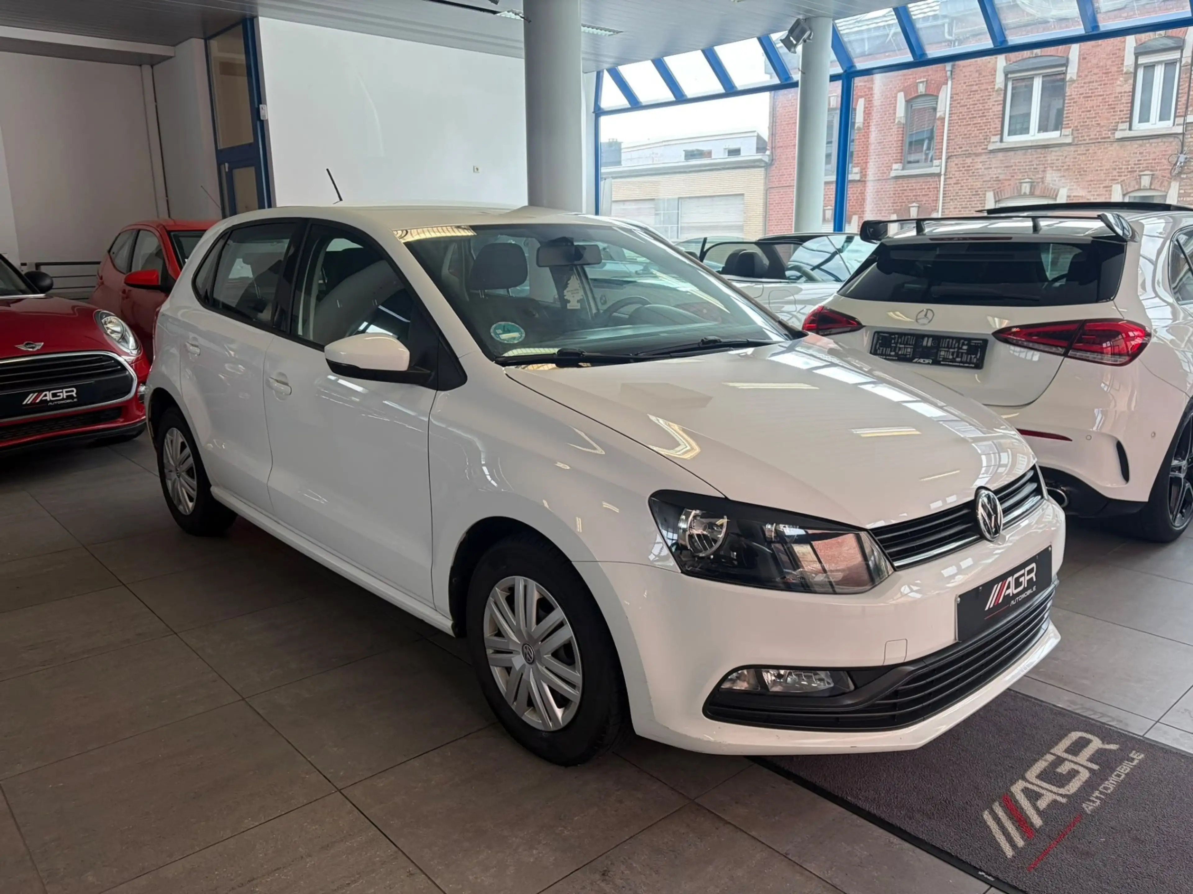Volkswagen Polo 5 PORTES AIRCO GARANTIE — photo 3