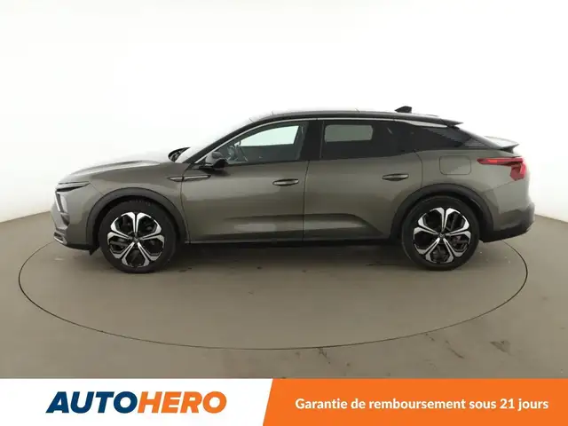 Citroen C5 X view 3