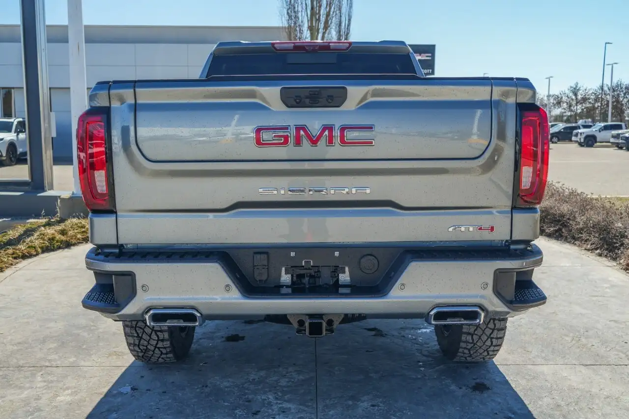GMC Sierra 1500 снимка GMC Sierra 1500
