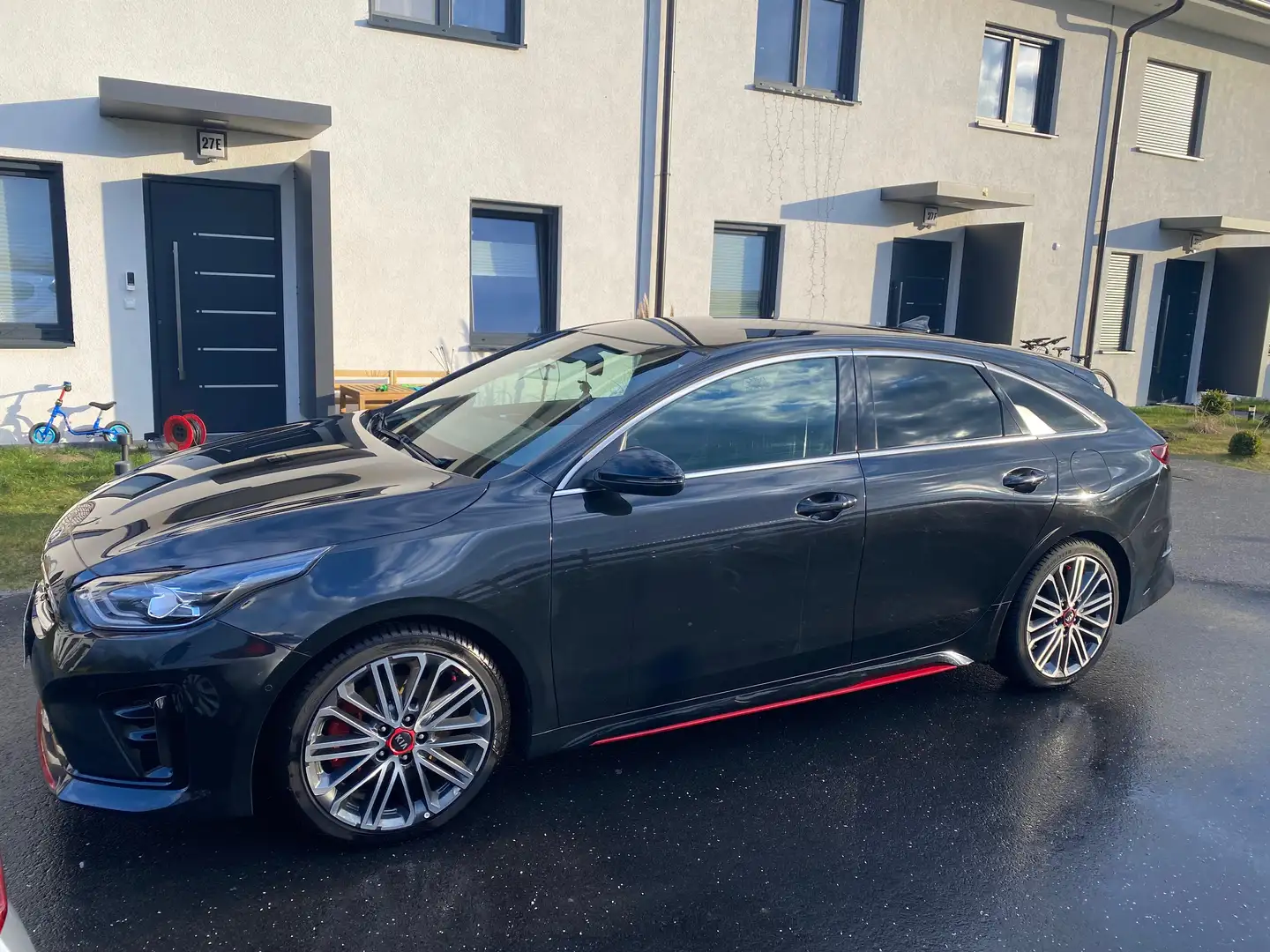 Kia ProCeed / pro_cee'd 1.6 T-GDI DCT7 OPF GT Schwarz - 1