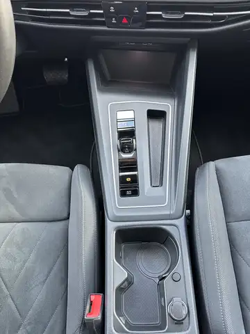 Volkswagen Golf view 14