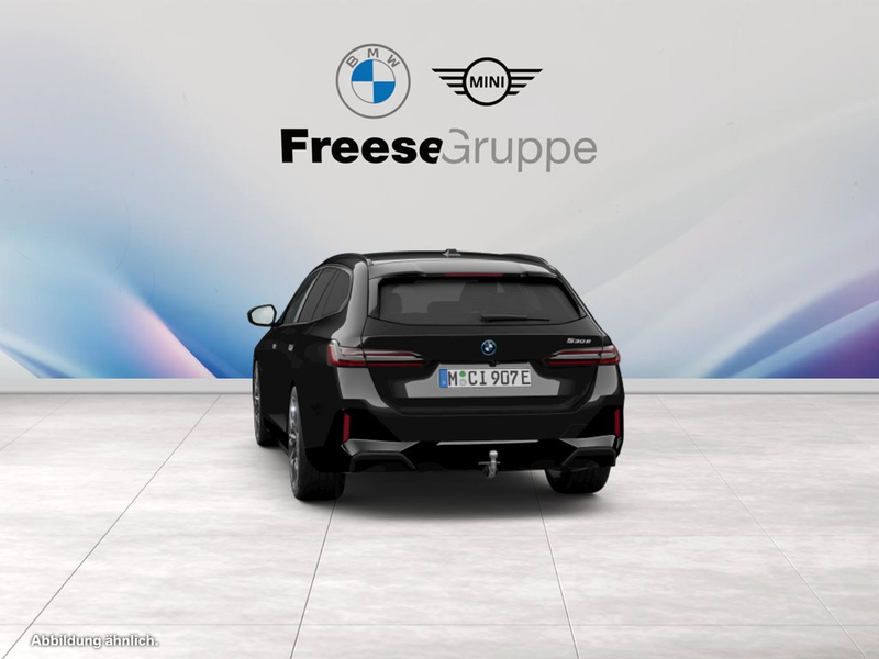BMW 530 e Touring — photo 7