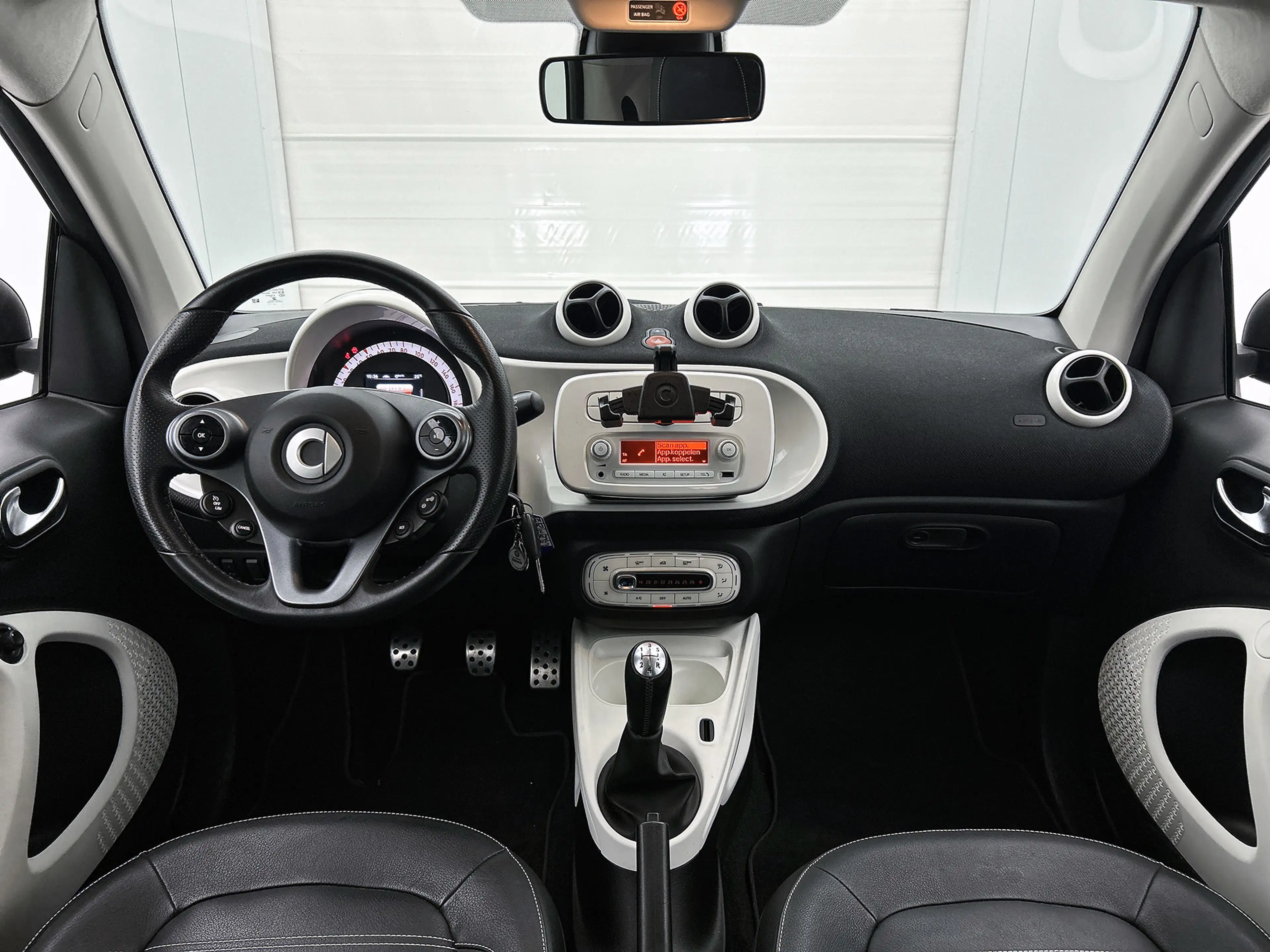smart forTwo 1.0 Prime | Glasdak | Stoelverwarming | Climate Co — photo 4