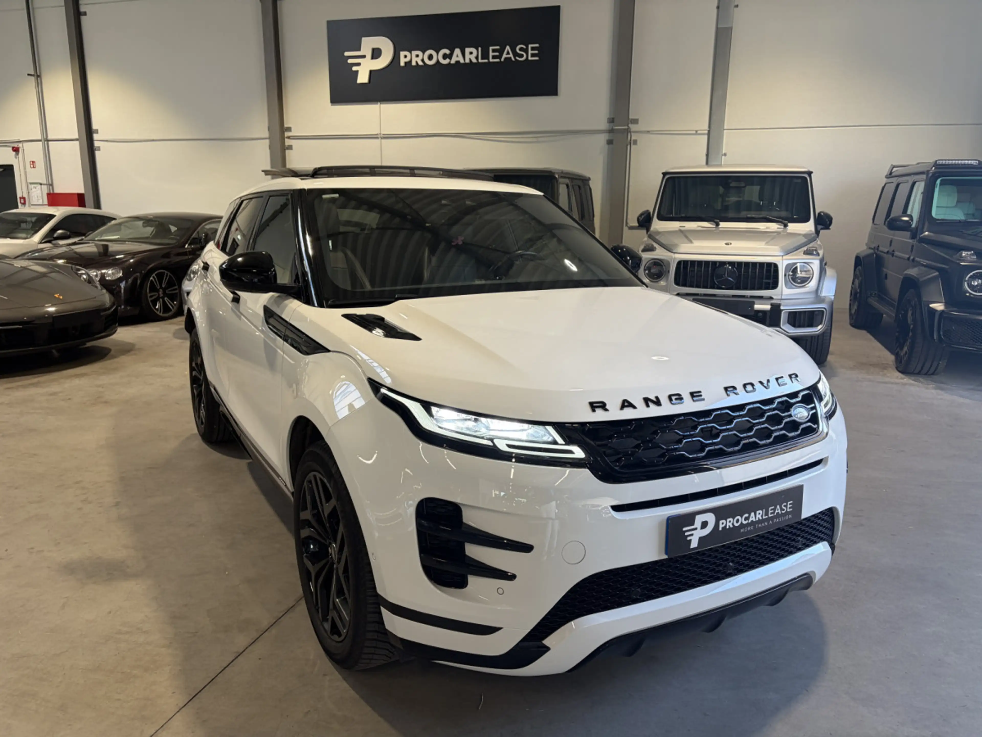 Land Rover Range Rover Evoque Range-Rover Evoque D180 SE R DYNAMIC AWD/PANO/ACC/ — photo 3