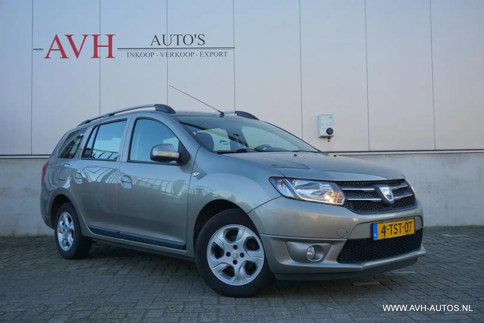 Dacia Logan MCV 0.9 TCe Prestige Hnědá - 2