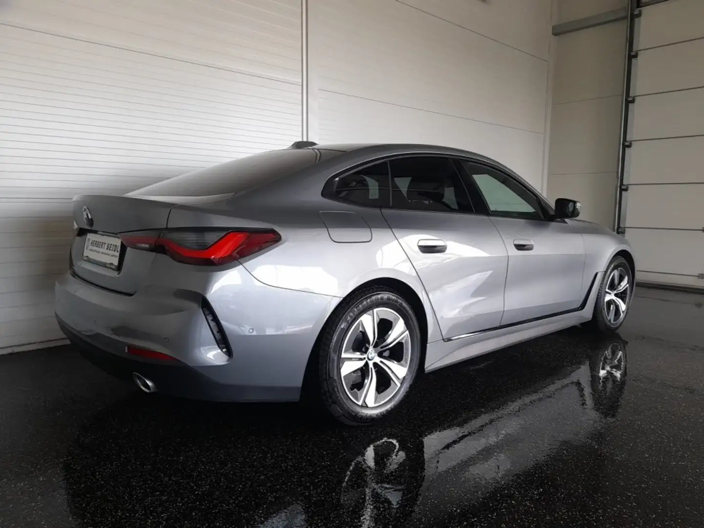 BMW 420 d Gran Coupe M-SPORT INNEN Aut. *VOLL LED / NAVI / ACC / AHV & KAMERA / DRIVING ASS. PROF. / VOLLEDER / KEYLESS* Grau - 2
