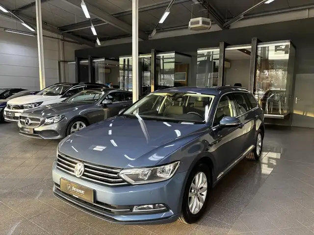 Volkswagen Passat 1.6 TDI BMT Comfortline ACC Navi Massage
