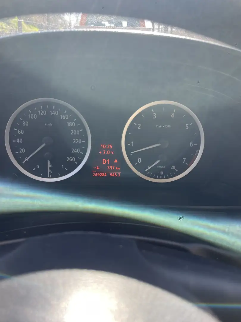 BMW 525 525i Silber - 2