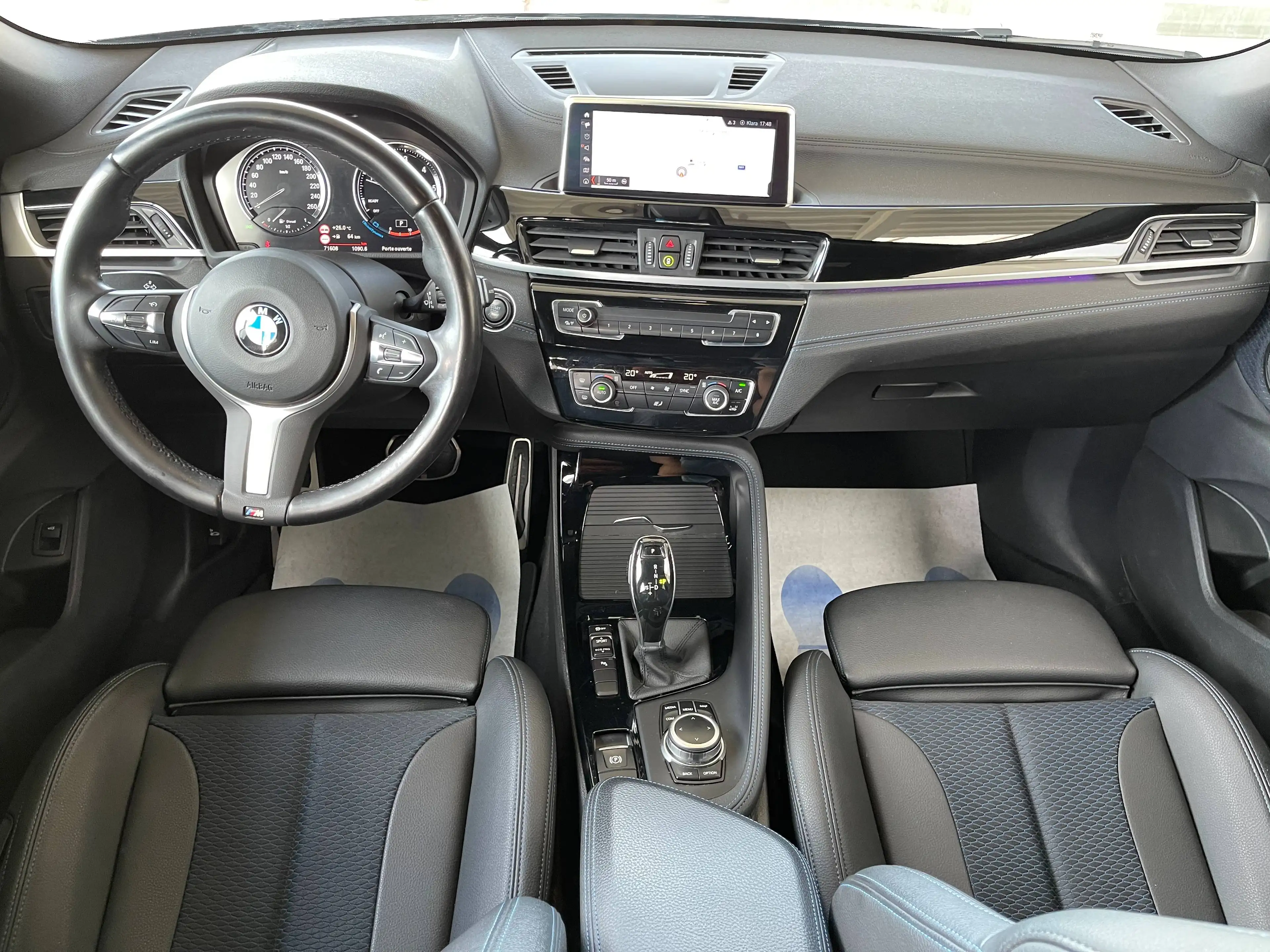 BMW X2 2.0 dA *** GARANTIE + PACK M + LED + GPS *** — photo 10