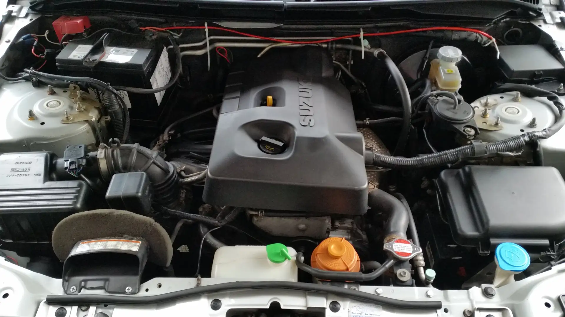 Suzuki Grand Vitara Grand Vitara 2.0-16V High Ex. Automaat, Open dak Zilver - 1